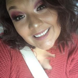 Meet your Posher, Faith